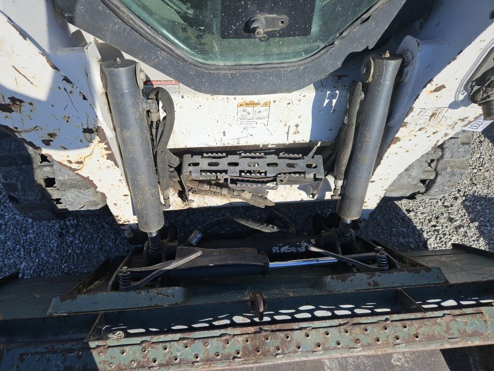 Image for 2016 Bobcat T595