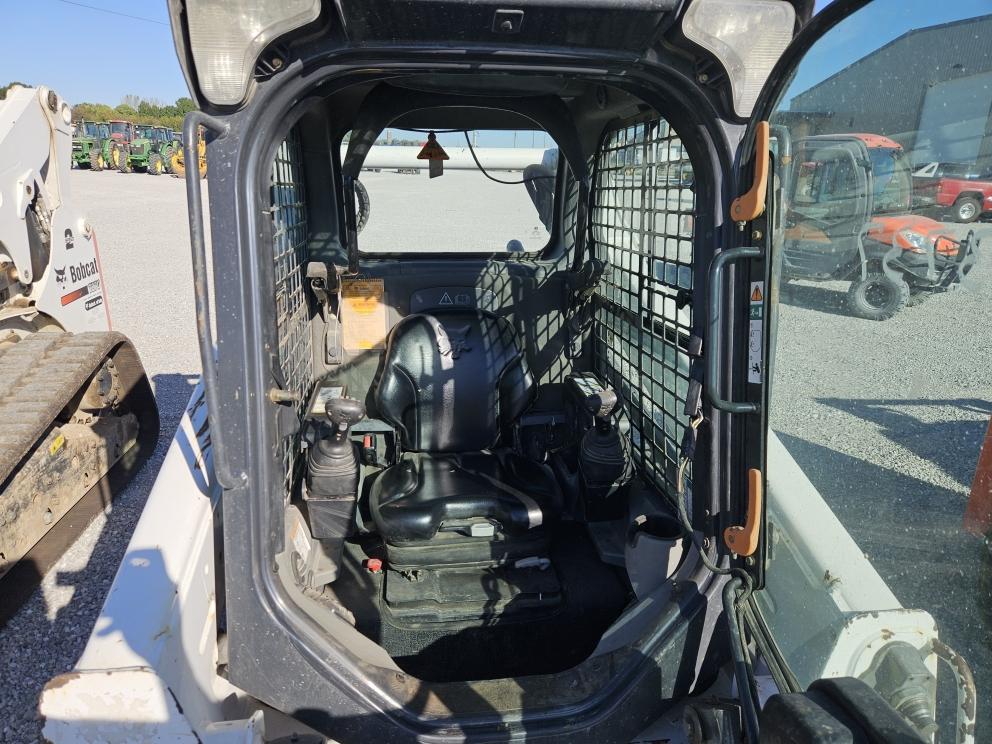 Image for 2016 Bobcat T595