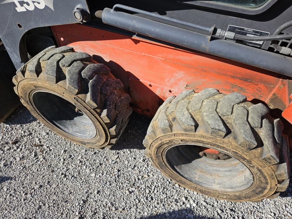 Image for 2004 Thomas 135