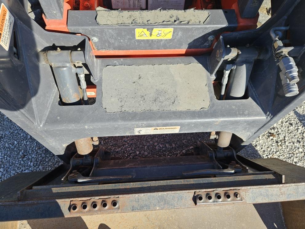 Image for 2004 Thomas 135