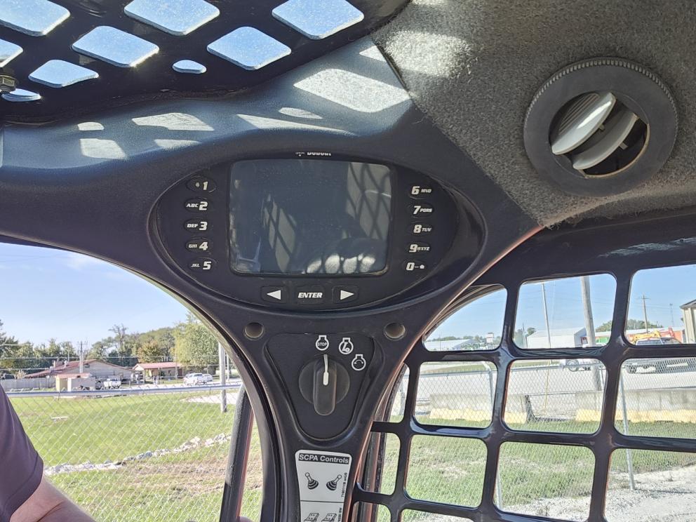 Image for 2012 Bobcat T870