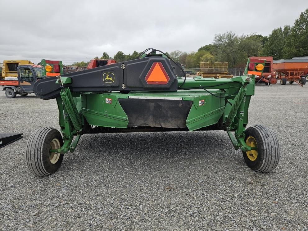 Image for 2013 John Deere 946