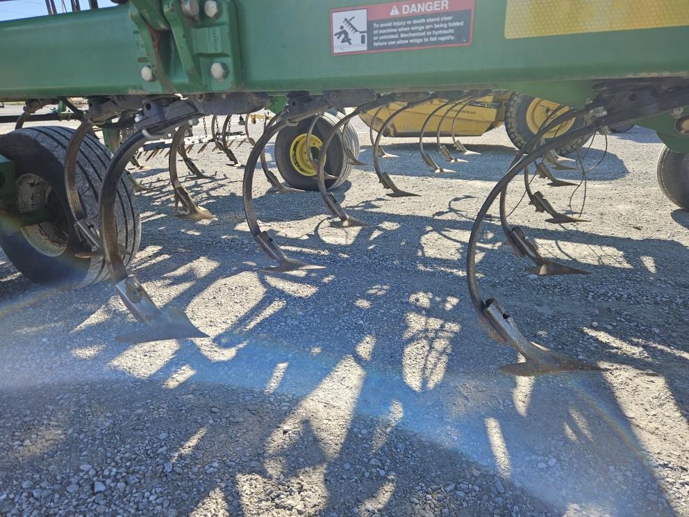 Image for 2007 John Deere 2210