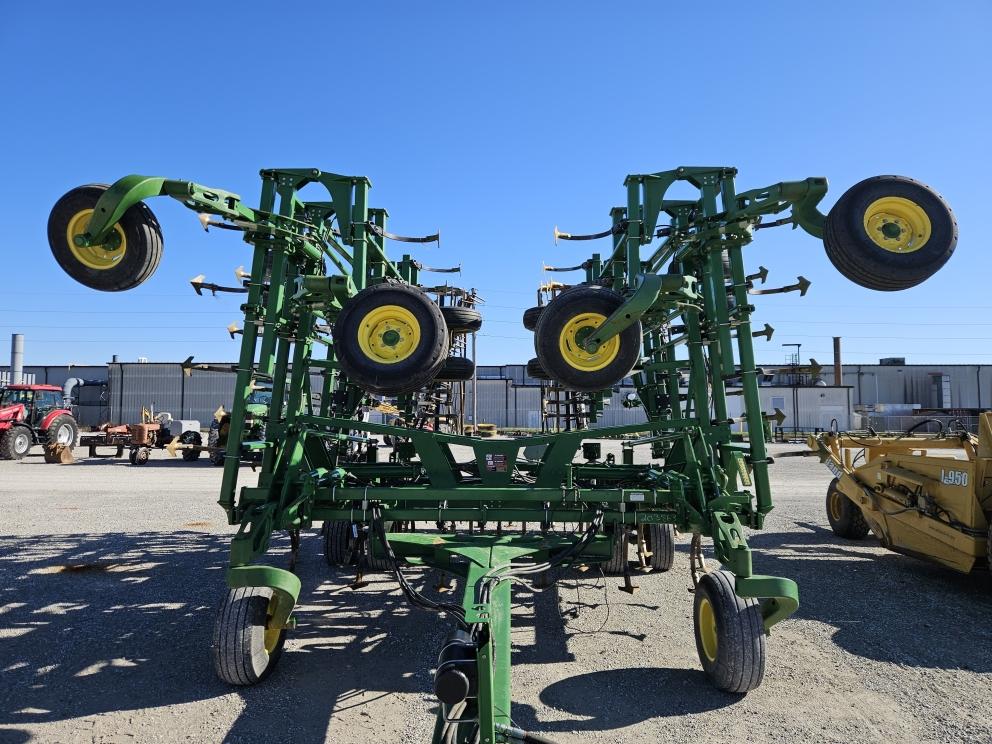 Image for 2007 John Deere 2210