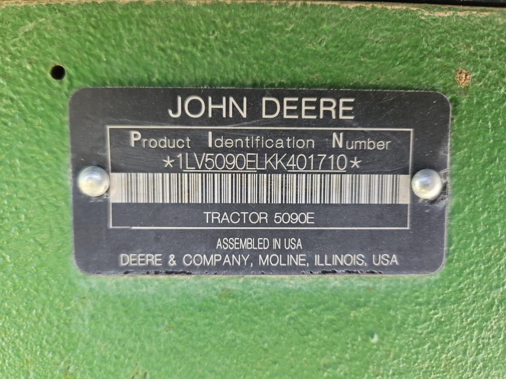 Image for 2019 John Deere 5090E