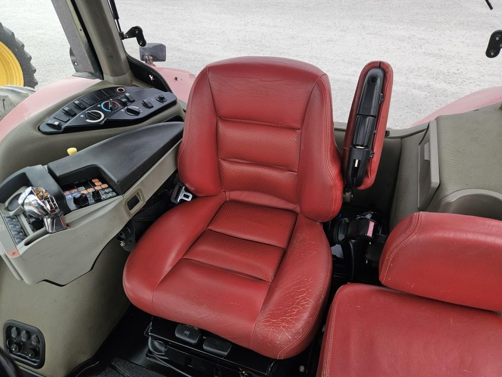 Image for 2009 Case IH Magnum 210