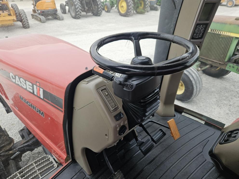 Image for 2009 Case IH Magnum 210