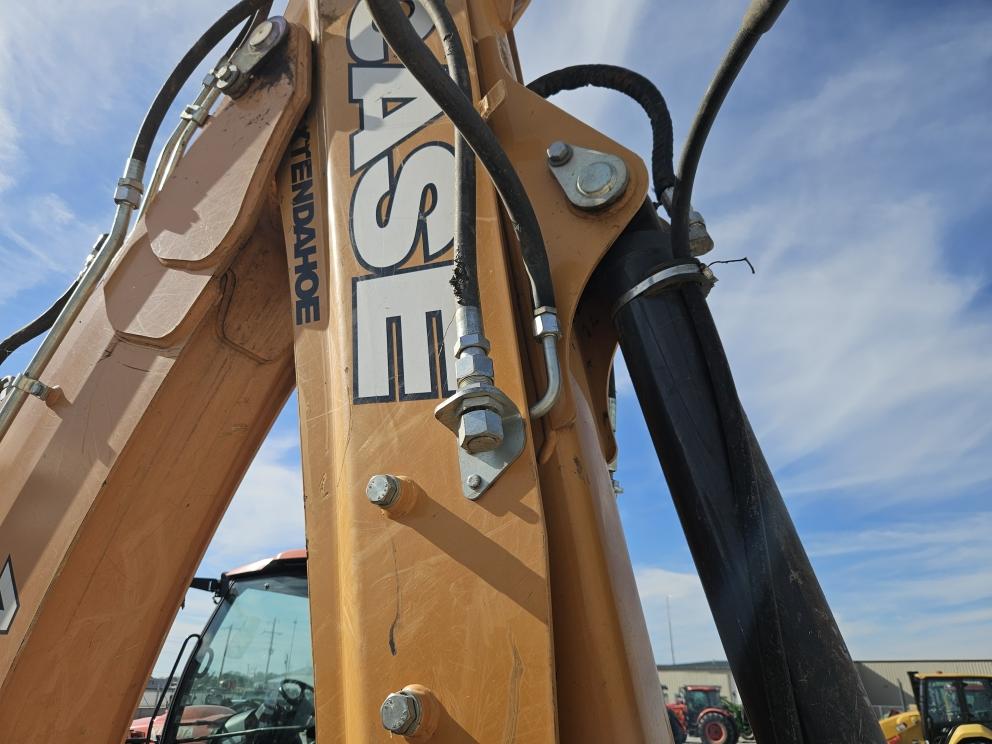 Image for 2022 Case 580SV