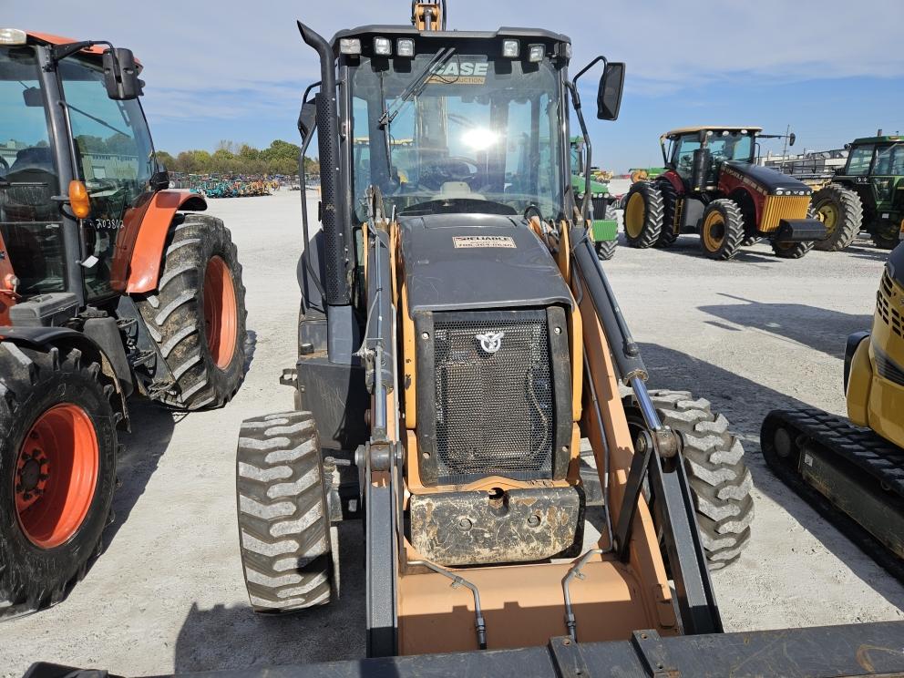 Image for 2022 Case 580SV