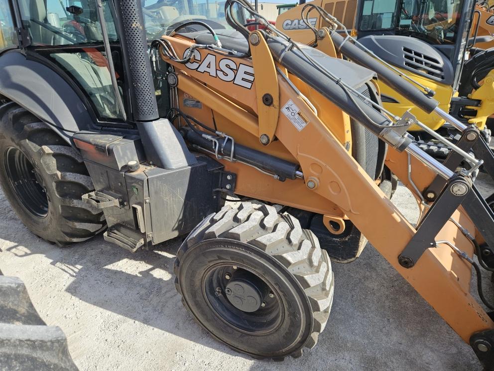 Image for 2022 Case 580SV