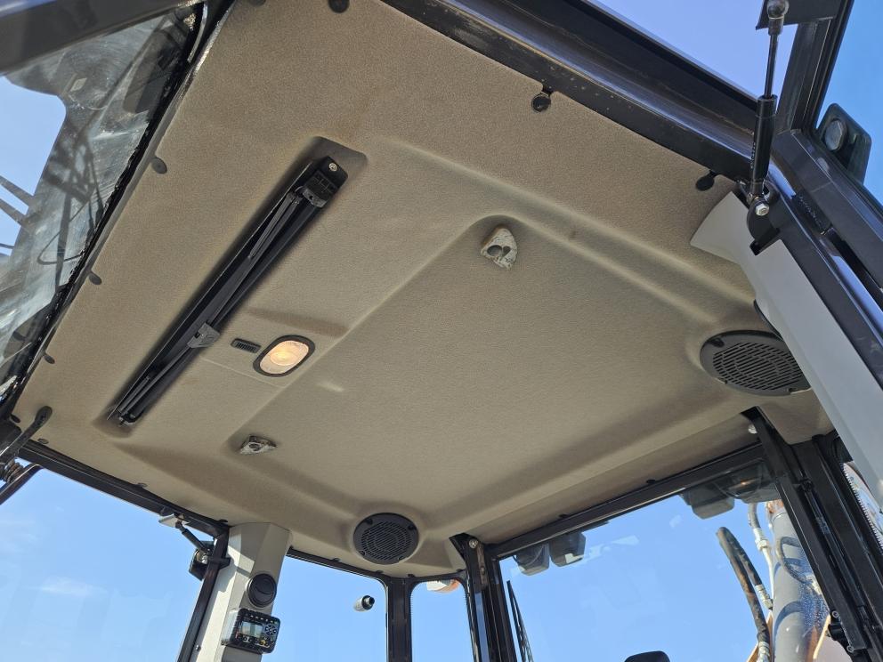 Image for 2022 Case 580SV