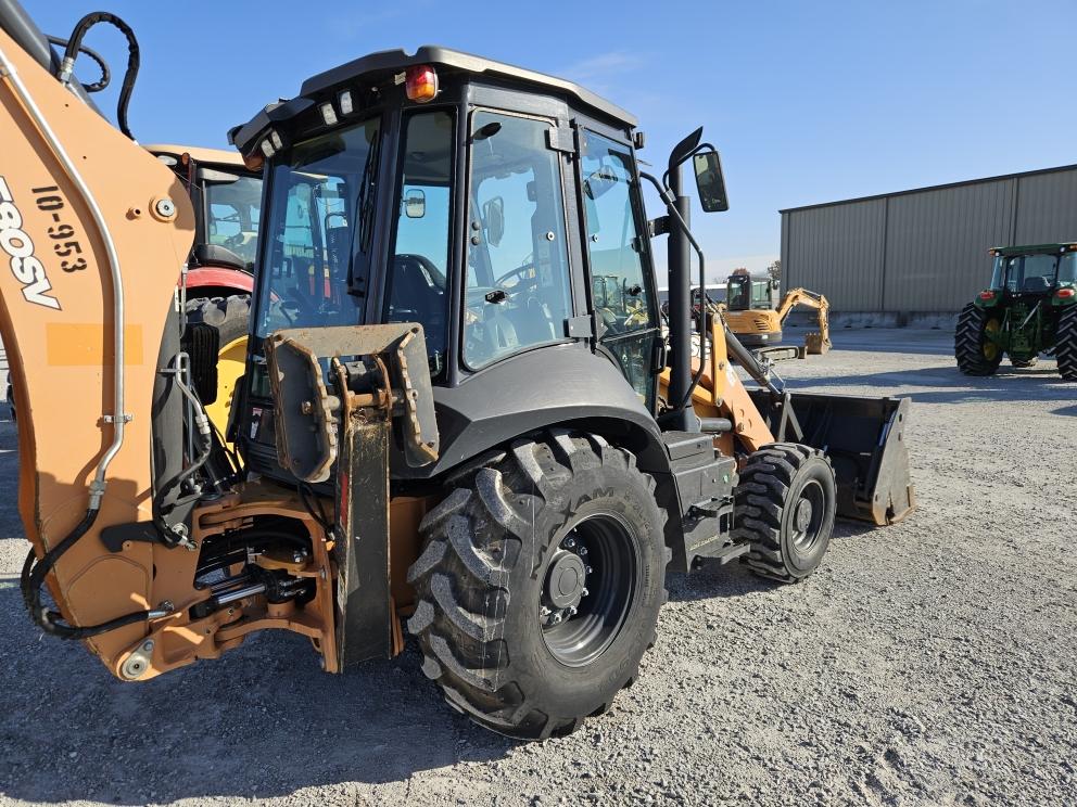 Image for 2022 Case 580SV