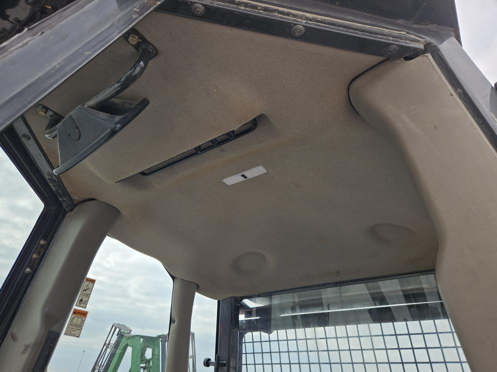 Image for 2012 Case 850L XLT