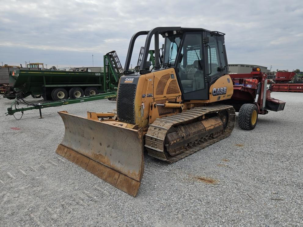 Image for 2012 Case 850L XLT