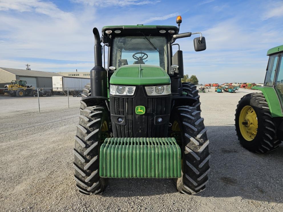 Image for 2014 John Deere 7230R