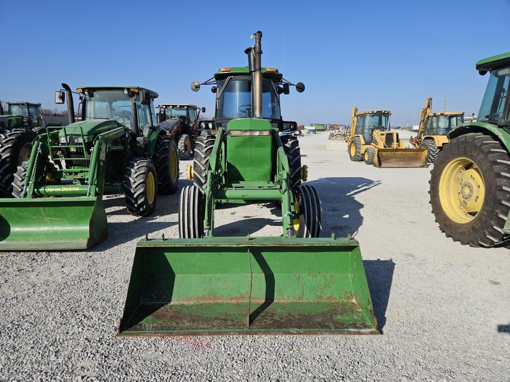 Image for 1984 John Deere 4450