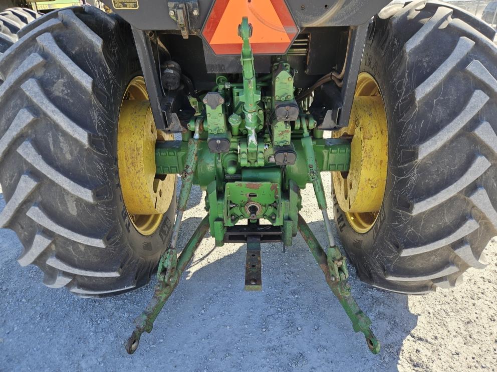 Image for 1984 John Deere 4450