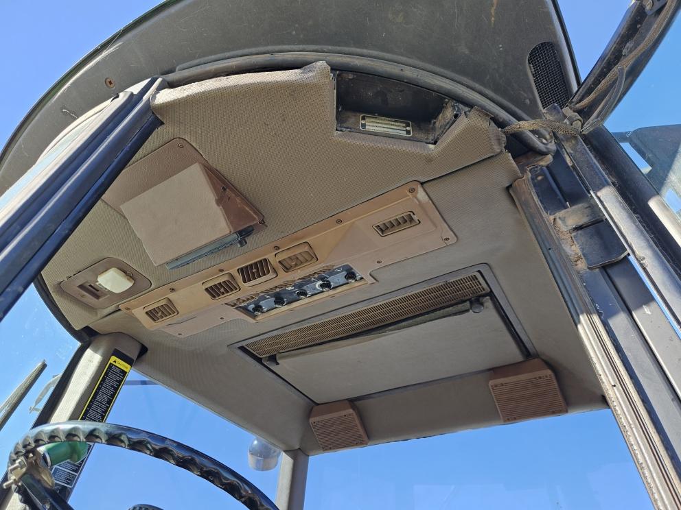 Image for 1984 John Deere 4450