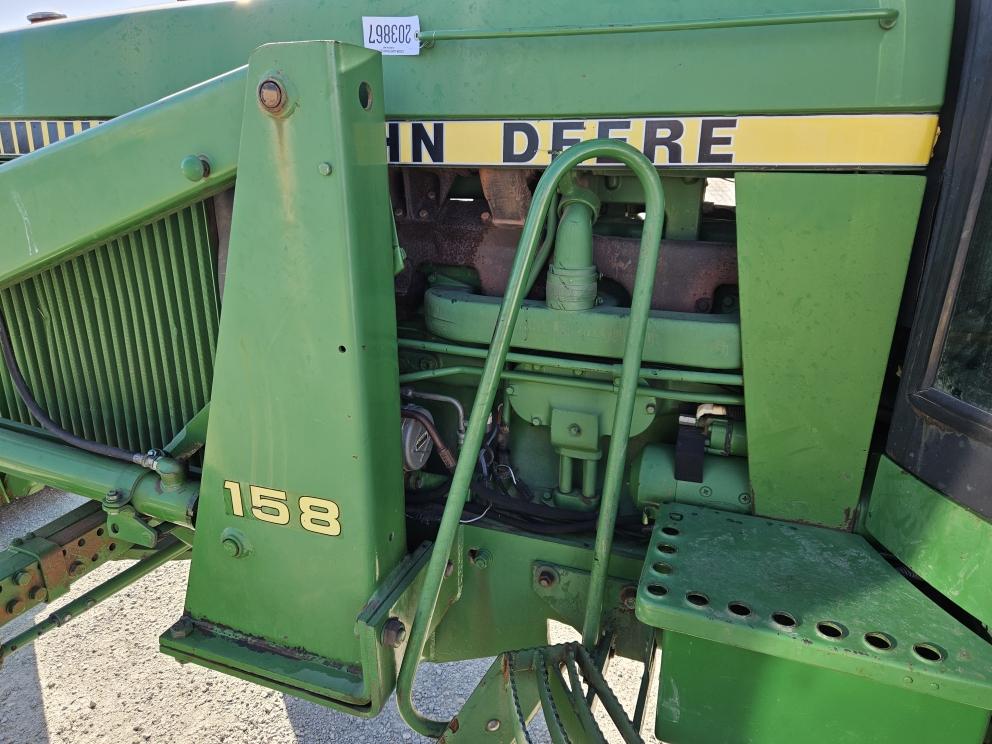 Image for 1984 John Deere 4450