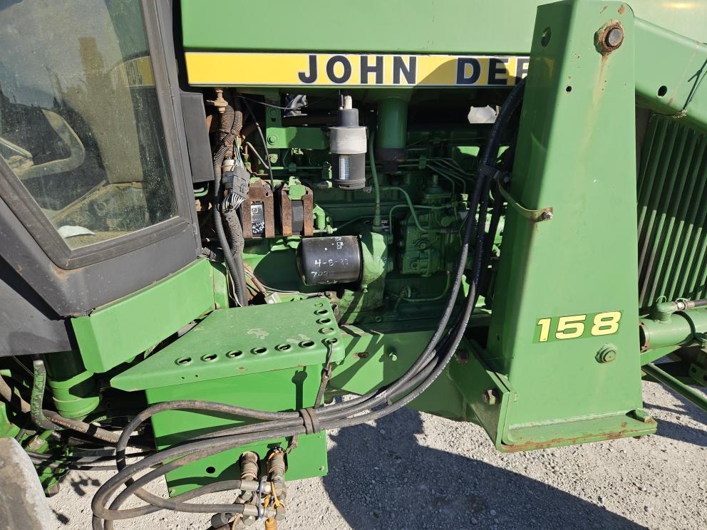 Image for 1984 John Deere 4450