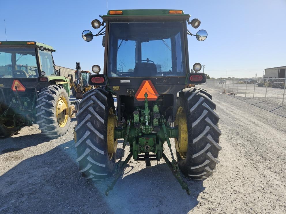 Image for 1984 John Deere 4450