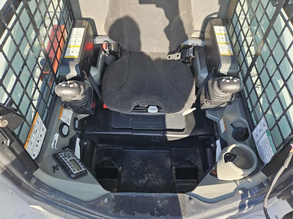 Image for 2020 Bobcat T870