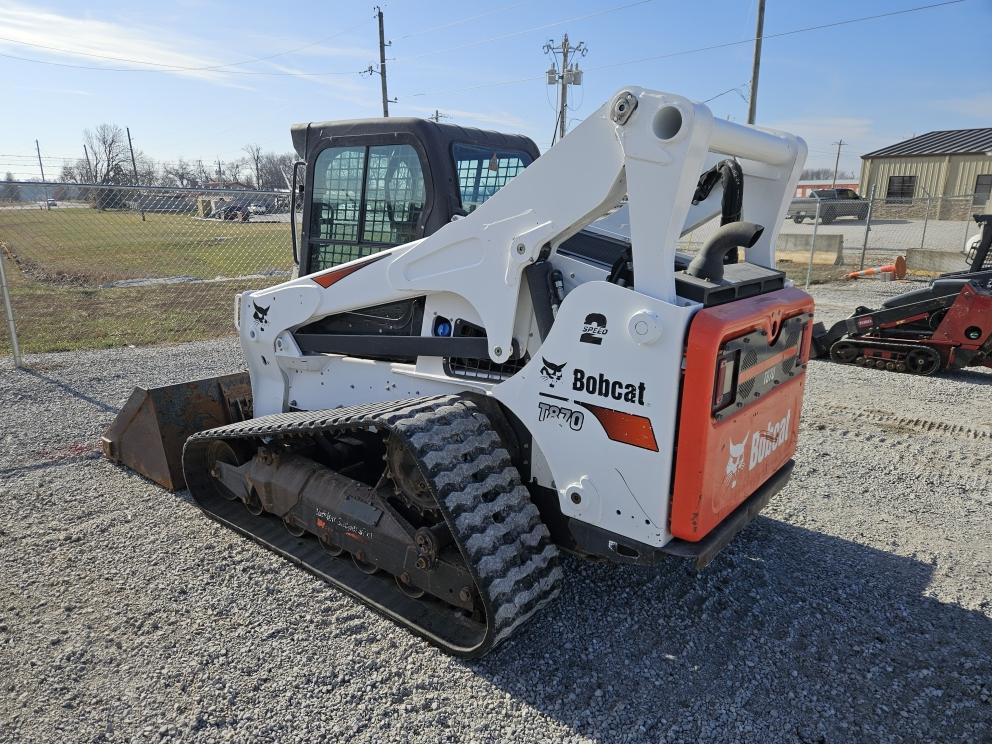 Image for 2020 Bobcat T870