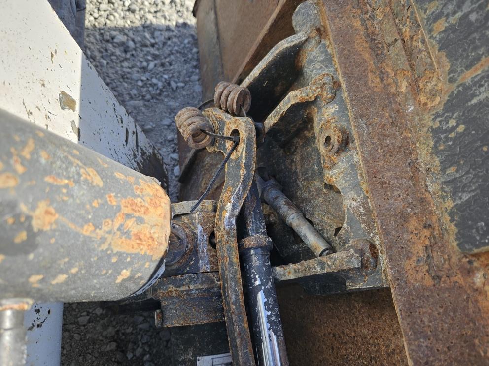 Image for 2020 Bobcat T870