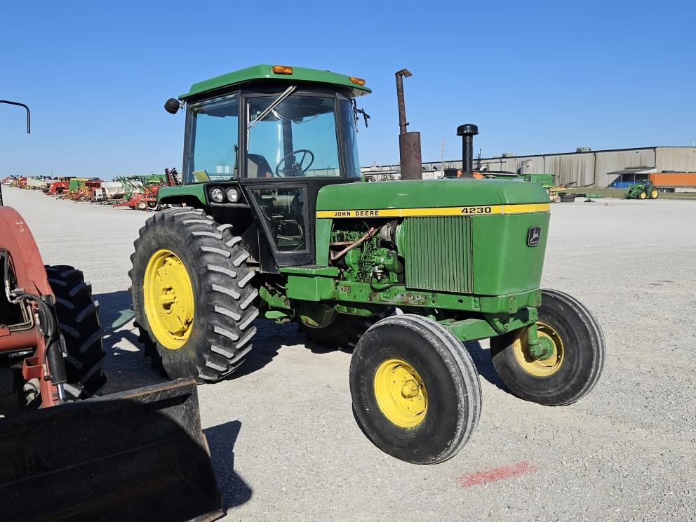 Image for 1974 John Deere 4230