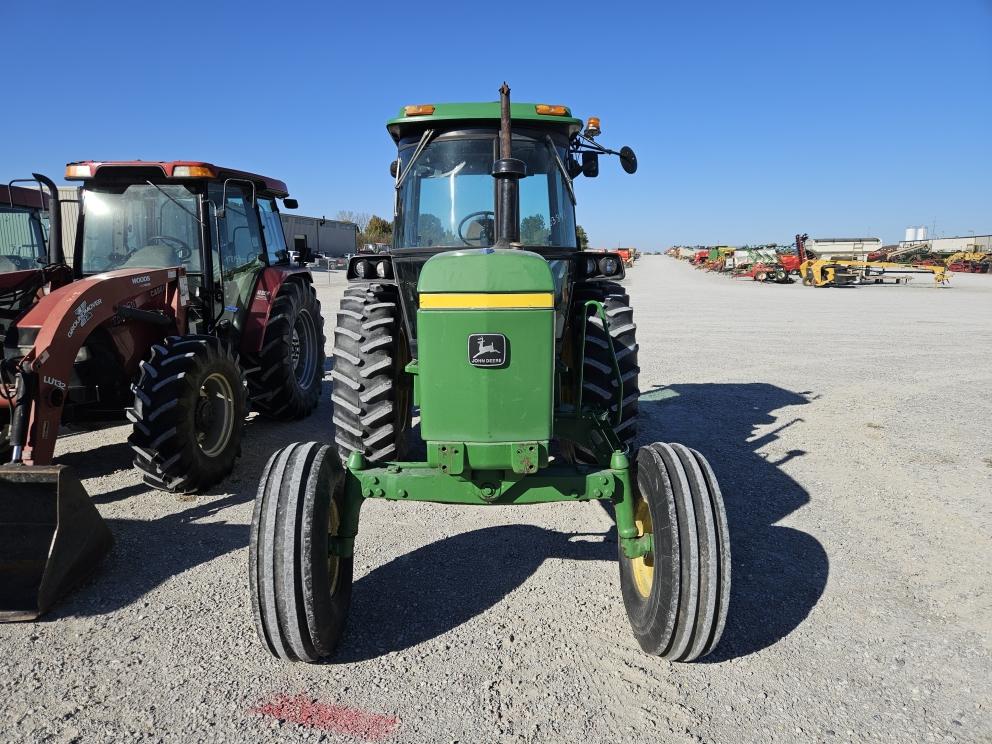 Image for 1974 John Deere 4230