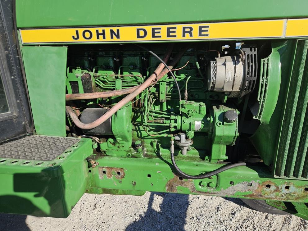 Image for 1974 John Deere 4230