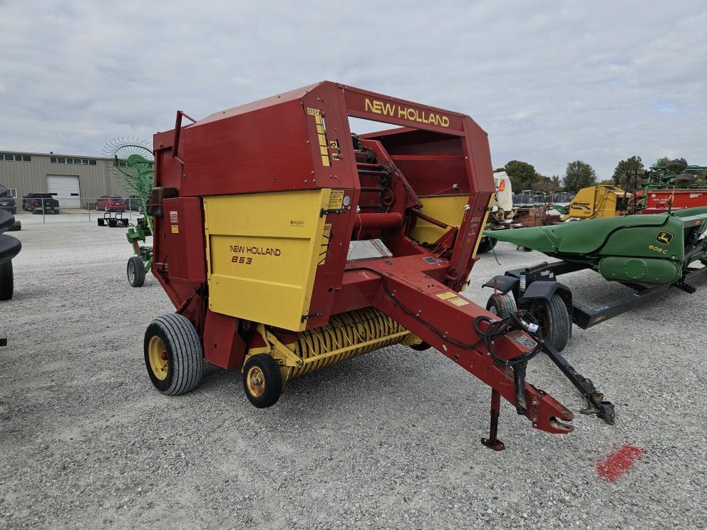 Image for 1986 New Holland 853