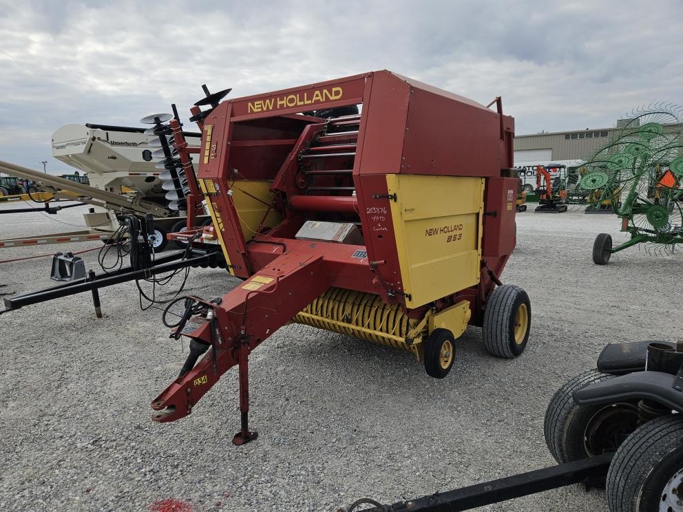 Image for 1986 New Holland 853