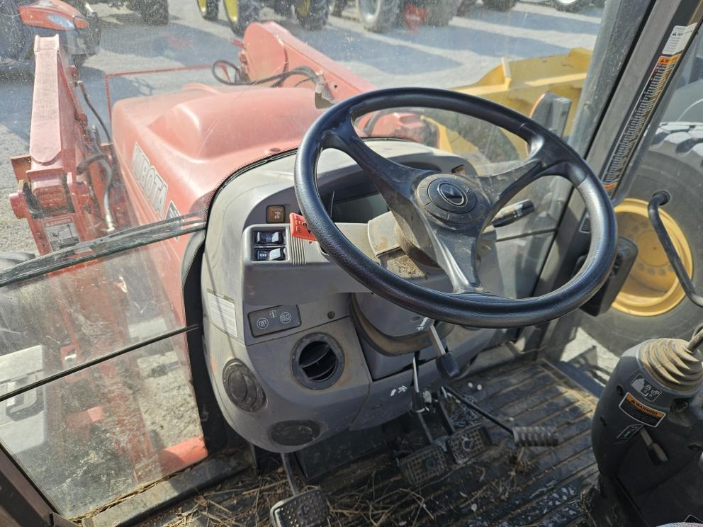 Image for 2020 Kubota M6-131