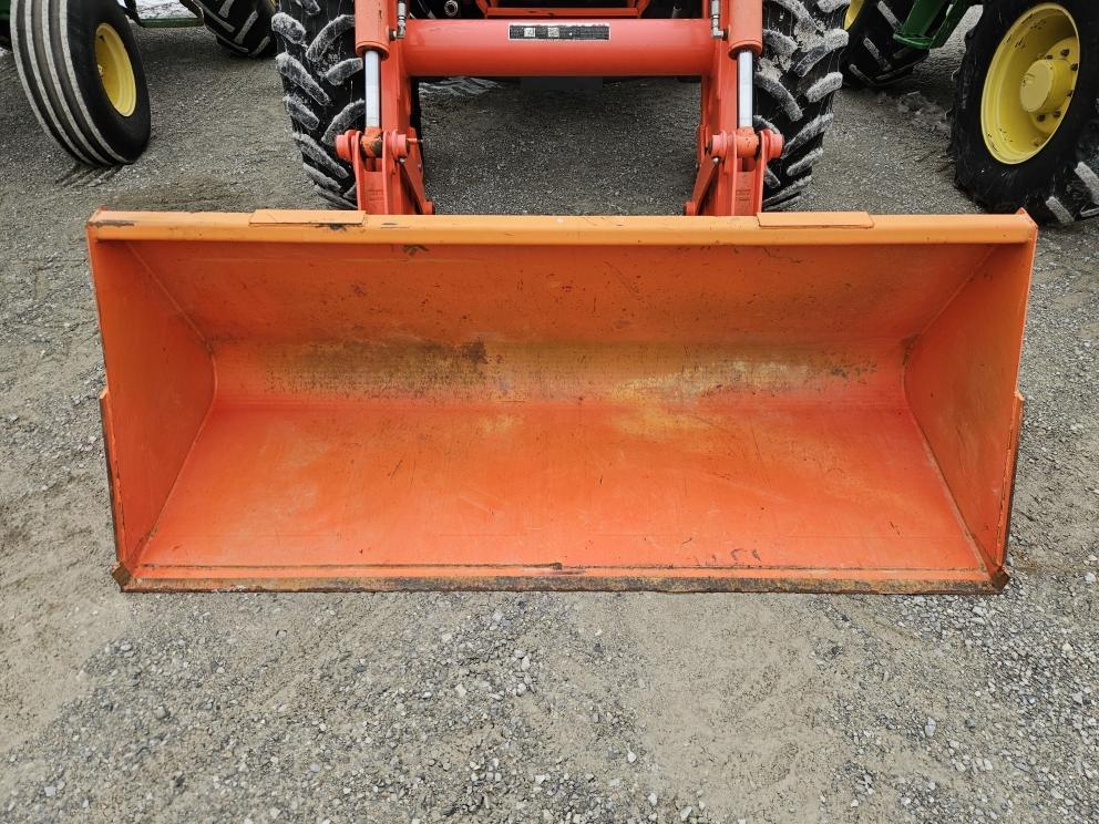 Image for 2020 Kubota M6-131