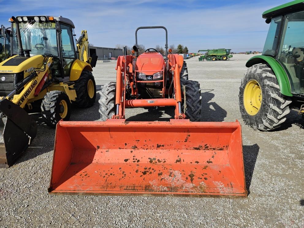 Image for 2018 Kubota M6S-111