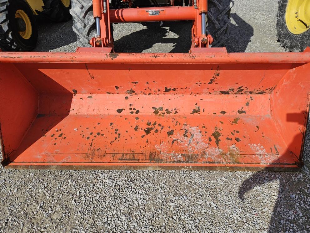 Image for 2018 Kubota M6S-111