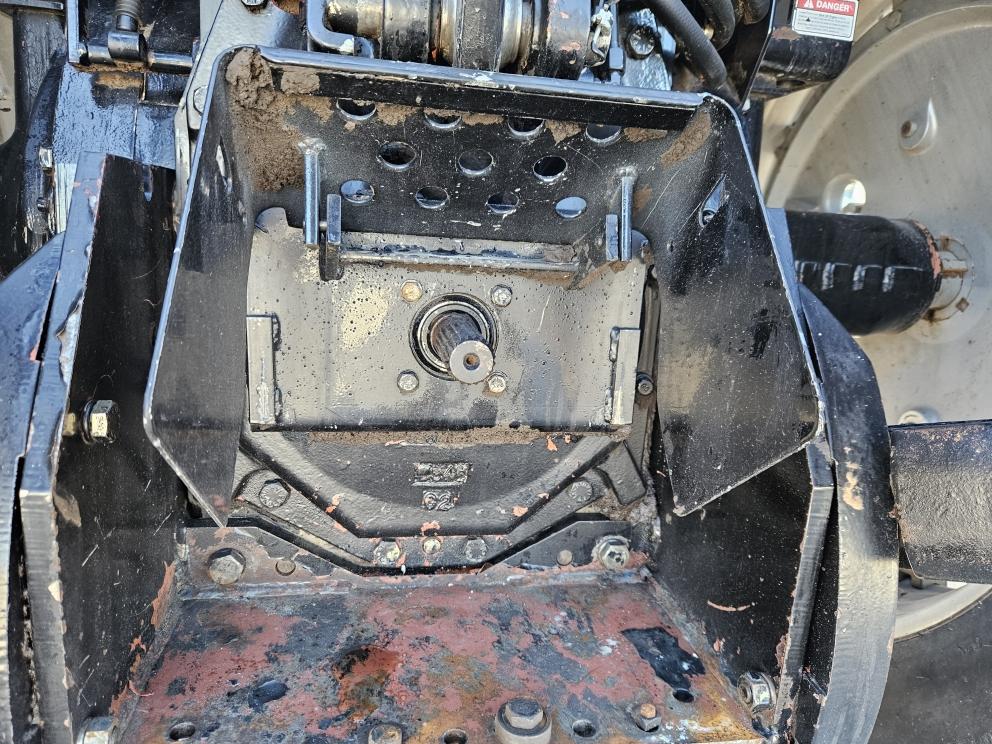 Image for 1995 White 6145