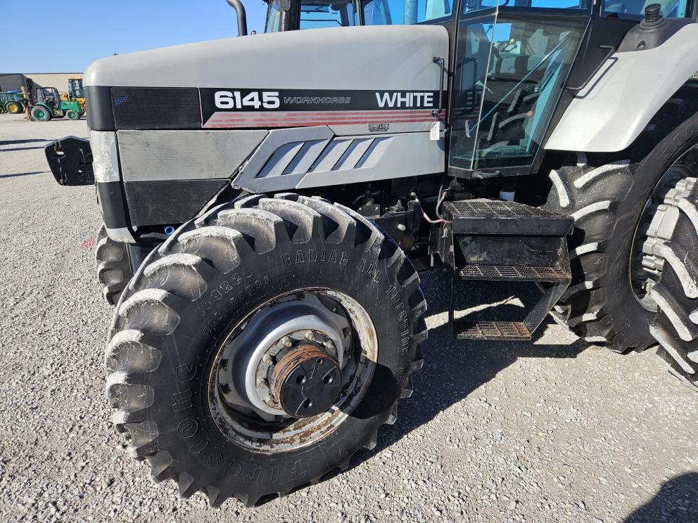 Image for 1995 White 6145