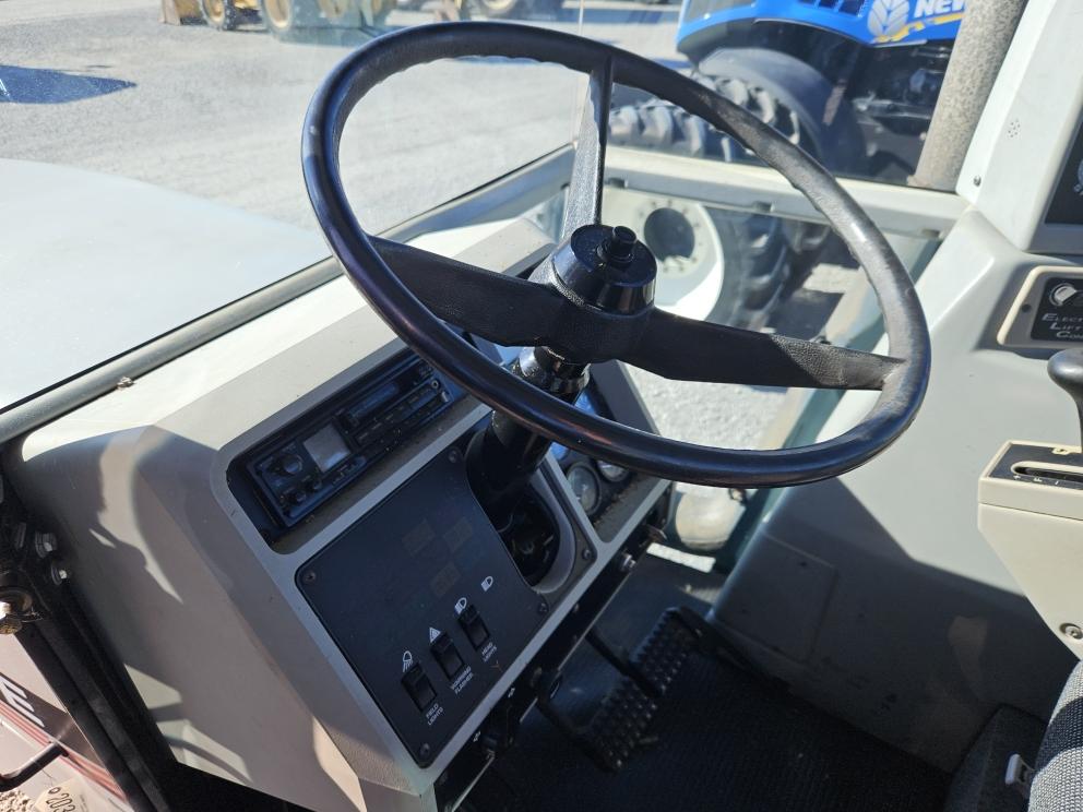 Image for 1995 White 6145