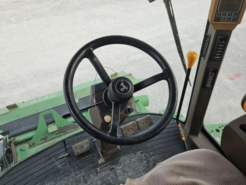 Image for 2005 John Deere 9760 STS