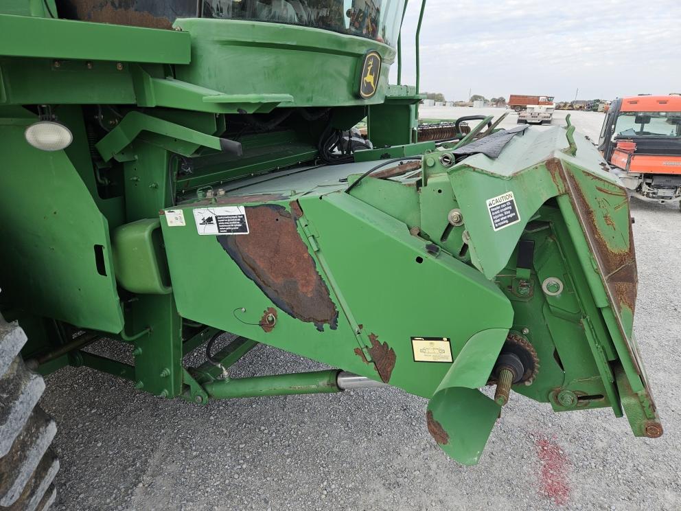 Image for 2005 John Deere 9760 STS