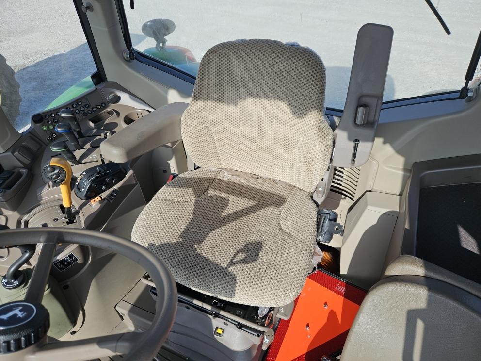 Image for 2024 John Deere 6140M