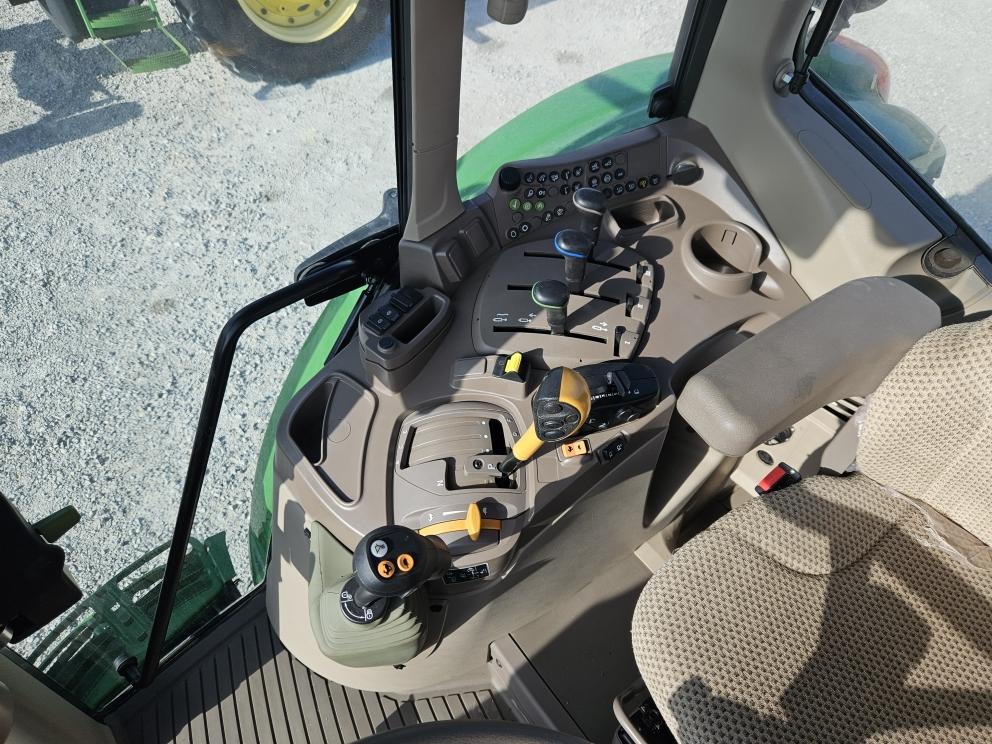 Image for 2024 John Deere 6140M