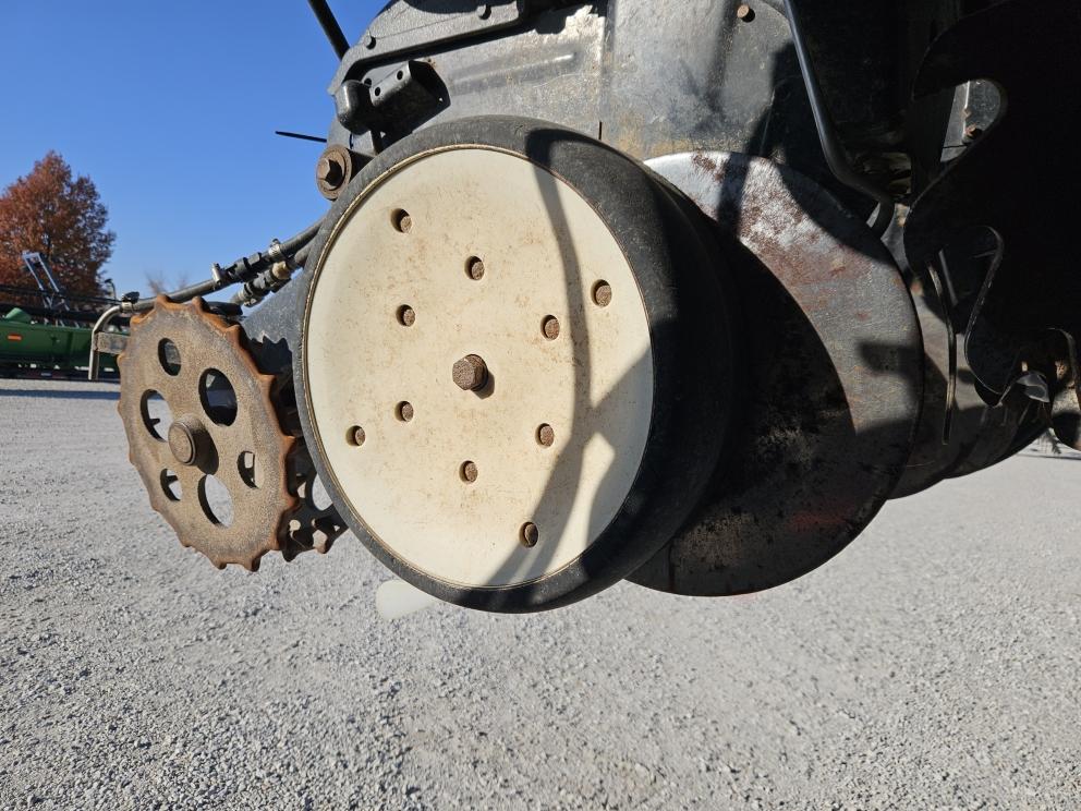 Image for 2012 Kinze 3660