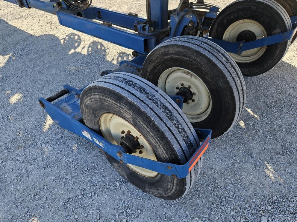 Image for 2012 Kinze 3660