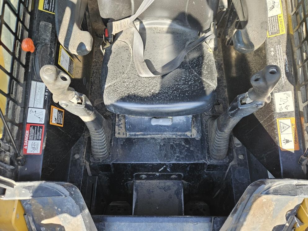 Image for 2006 John Deere 328