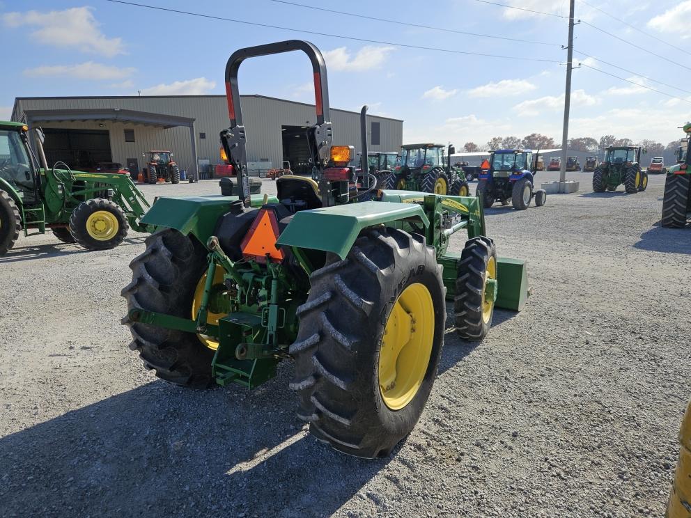 Image for 2008 John Deere 5203