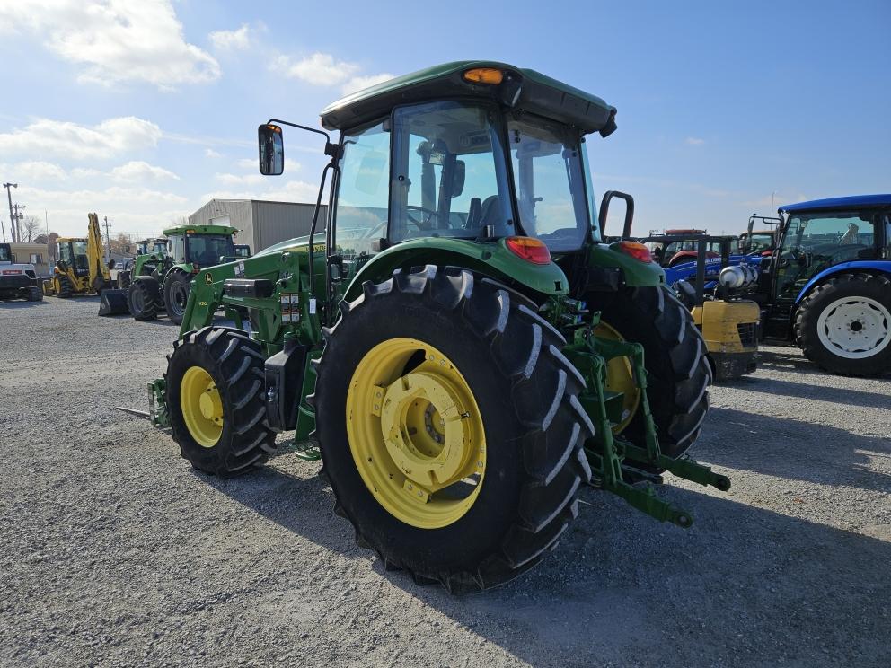 Image for 2016 John Deere 6105E