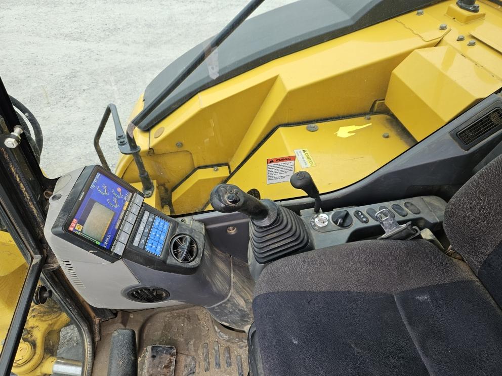 Image for 2022 Komatsu PC88MR-11